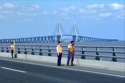 昌寧建筑資質(zhì)代辦服務(wù) 公路工程等各類資質(zhì)專業(yè)辦理，服務(wù)全面，定價(jià)合理